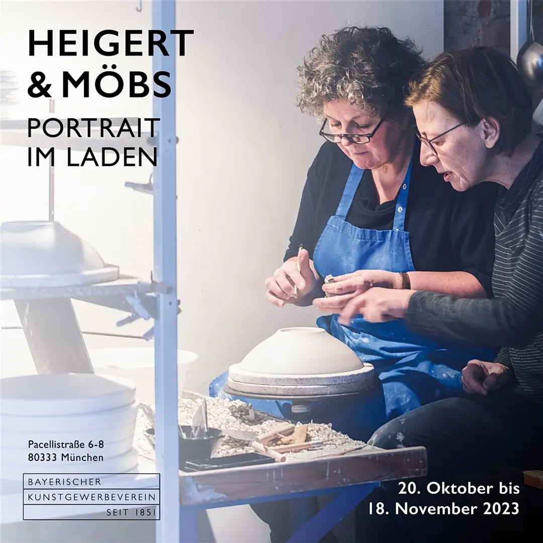 Bald ist es soweit:
Wir sind sehr stolz eingeladen worden zu sein für das " Portrait im Laden" im Bayerischen Kunstgewerbeverein in München. Wir zeigen eine Auswahl unserer Arbeit in Porzellan und Steinzeug und freuen uns über viele Besucher !!! 
Ausstellungseröffnung : Donnerstag 19.10.23 um 18.00 Uhr.
Ausstellungsdauer :
20. Oktober bis 18.November immer Montag bis Samstag von 10.00 bis 18.00 Uhr

#Porzellan #porcelain
#Steinzeug #stoneware #Töpferei #pottery
#Keramik #ceramics
#Einzelstücke
#Kunsthandwerk #freigedrehtekeramik
#Keramikausmünchen #Keramikwerkstatt
#Ausstellung #kleinelädenunterstützen
#kauflokal #kaufnebenan
